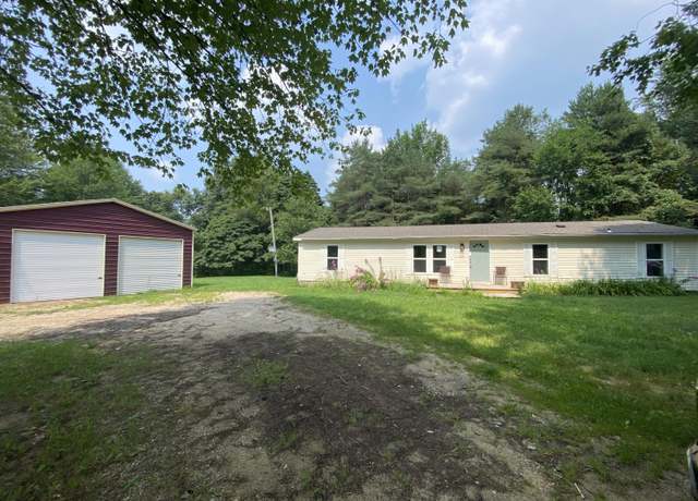 Property at 6317 E 76th St, Newaygo, MI 49337, 3 beds, 2 baths