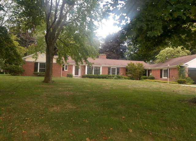 Property at 420 Charles Ave, Alma, MI 48801, 3 beds, 2.5 baths