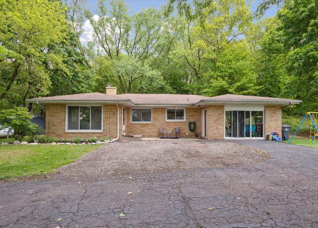 Property at 5245 Puetz Rd, Stevensville, MI 49127, 3 beds, 2 baths