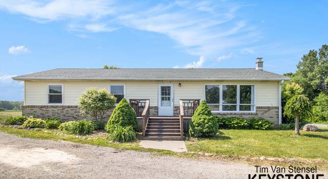Photo of 17088 Algoma Ave NE, Cedar Springs, MI 49319
