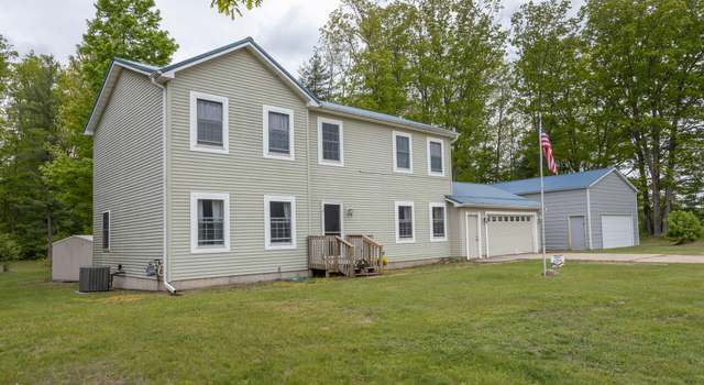 Photo of 18735 Jefferson Rd, Morley, MI 49336