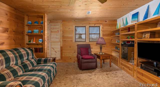 Photo of 53027 Twin Lakes Rd, Dowagiac, MI 49047