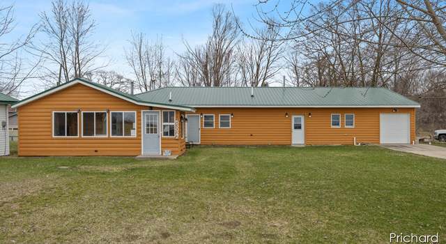 Photo of 53027 Twin Lakes Rd, Dowagiac, MI 49047
