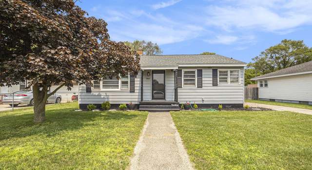 Photo of 1374 Allen Ave, Muskegon, MI 49442