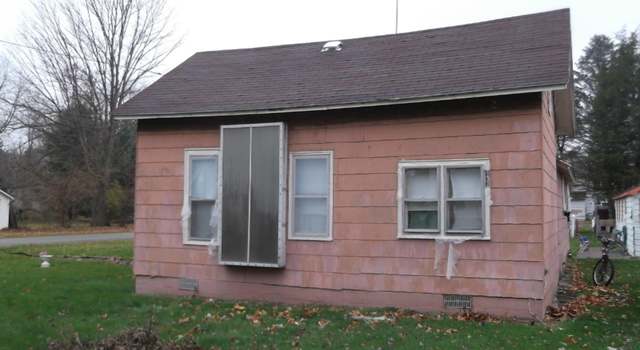 Photo of 132 Bangor St, Bangor, MI 49013