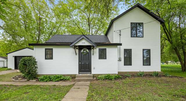 Photo of 536 E Grant St, Sheridan, MI 48884