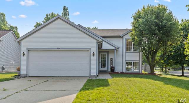 Photo of 704 Pecan Ct NW, Grand Rapids, MI 49504