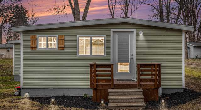 Photo of 6597 Lakewood Dr, Delton, MI 49046