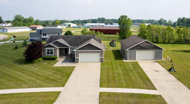 Photo of 30 Browning Dr, Shelbyville, MI 49344