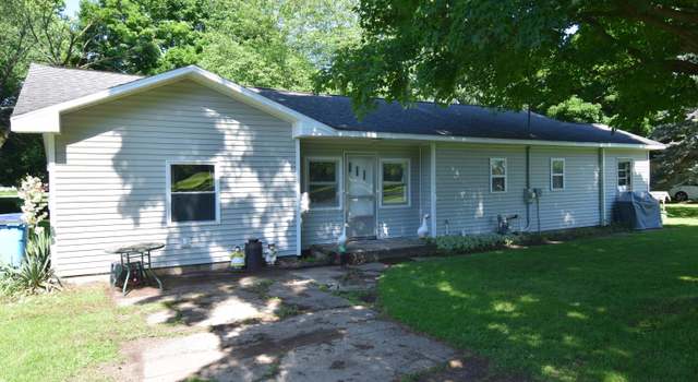 Photo of 325 Dallas St, Colon, MI 49040