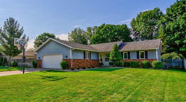 Photo of 4600 Restmor St SW, Grandville, MI 49418