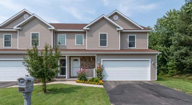 Photo of 2501 Holiday House Rd, Saint Joseph, MI 49085
