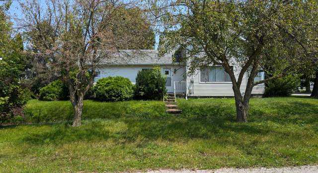 Photo of 6651 Berrien St E, Eau Claire, MI 49111