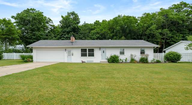 Photo of 366 Dotson Dr, Sherwood, MI 49089