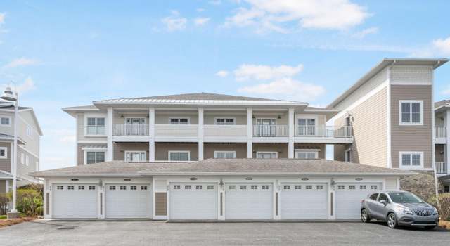 Photo of 930 W Savidge St #20, Spring Lake, MI 49456