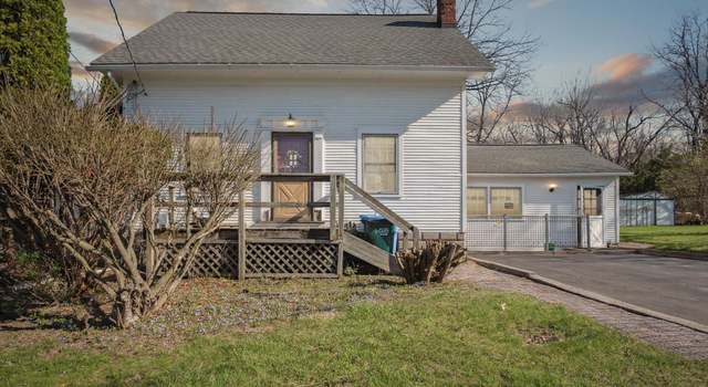 Photo of 2015 Hamelon St, Lansing, MI 48910