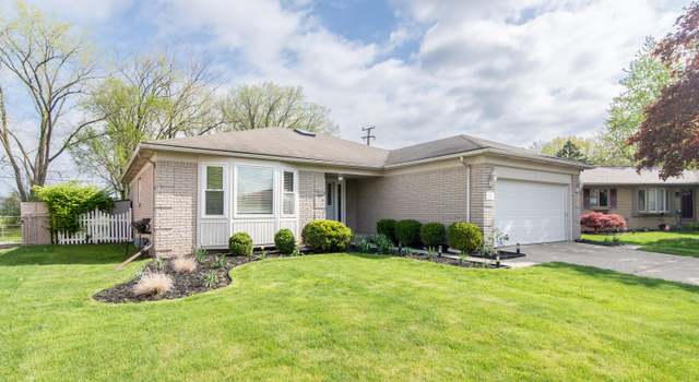 Photo of 28166 Acacia St, Livonia, MI 48154