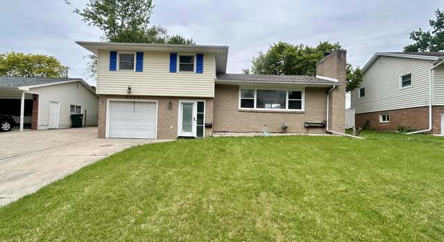 Photo of 2200 Rossiter Pl, Lansing, MI 48911