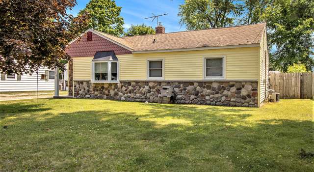 Photo of 704 Chrysler St, Kalamazoo, MI 49048