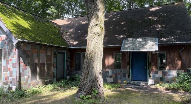 Photo of 4047 Lake Chapin Rd, Berrien Springs, MI 49103