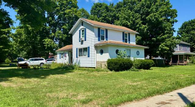 Photo of 130 W Market St, Centreville, MI 49032