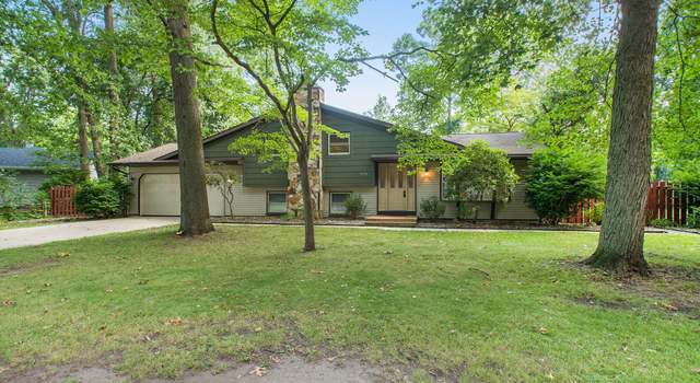 Photo of 71178 Merle St, Edwardsburg, MI 49112