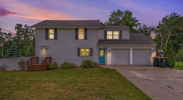 Property at 5185 Ada Dr SE, Ada, MI 49301, 3 beds, 2.5 baths
