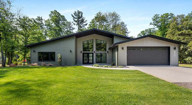 Photo of 13330 Rich St, Grand Haven, MI 49417