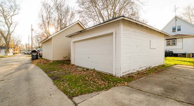 Photo of 921 Court St, St. Joseph, MI 49085