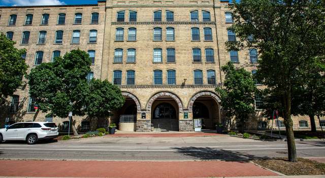 Photo of 940 Monroe Ave NW #461, Grand Rapids, MI 49503