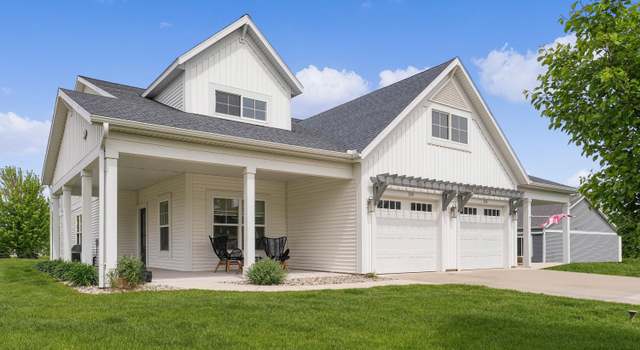 Photo of 330 Terrace Point Cir, Muskegon, MI 49440