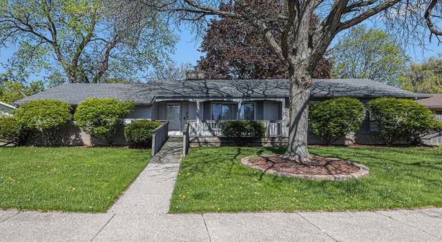 Photo of 2015 Pamela Pl, Lansing, MI 48911