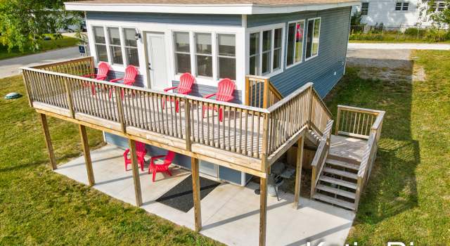 Photo of 7946 Goodrich St, Montague, MI 49437