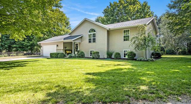 Photo of 3700 Mapledge Ct NE, Cedar Springs, MI 49319
