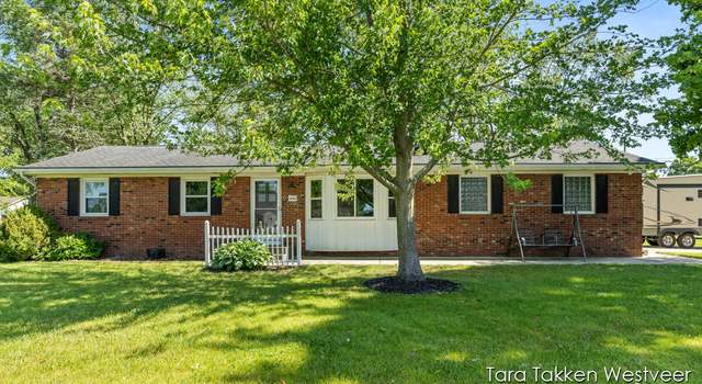 Photo of 1060 Port Sheldon St, Jenison, MI 49428