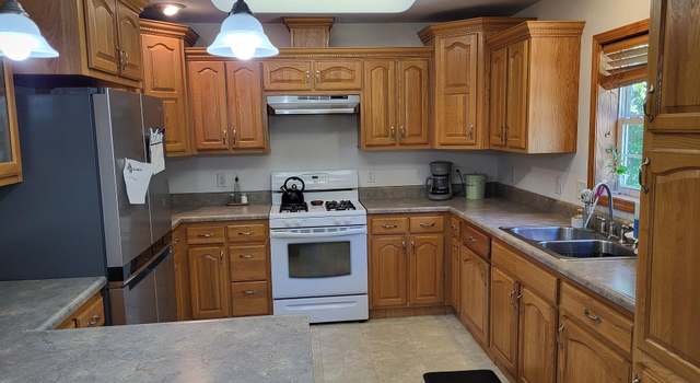 Photo of 10650 Cranberry St, Marcellus, MI 49067