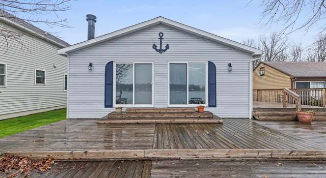 Photo of 2008 Parker Dr, Wayland, MI 49348