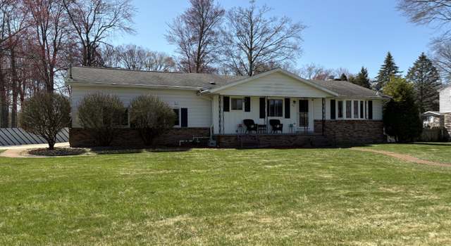 Photo of 1243 Crandall Ave, Norton Shores, MI 49441
