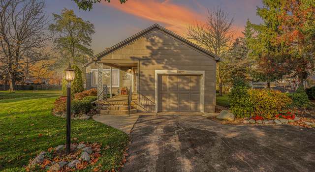 Photo of 1505 12 Mile Rd NW, Sparta, MI 49345