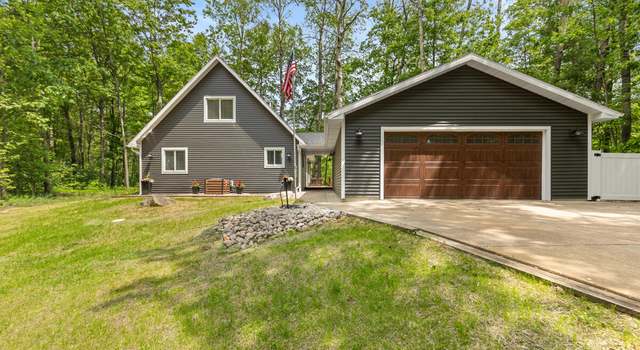 Photo of 8120 Carriage Ln, Stanwood, MI 49346