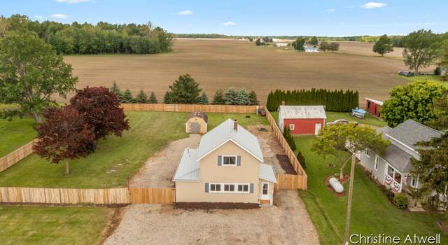 Photo of 11943 Mulliken Rd, Mulliken, MI 48861