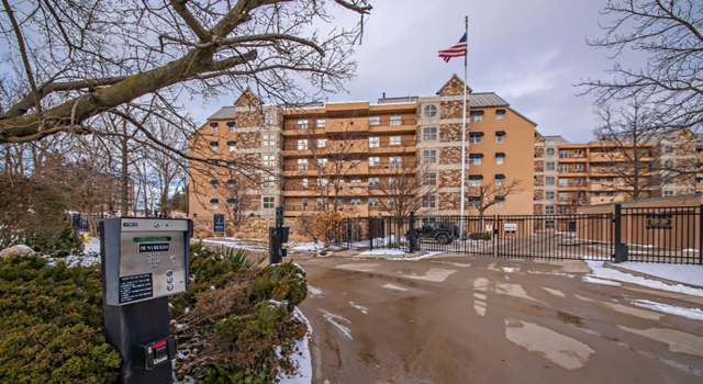 Photo of 260 Water St #22, St. Joseph, MI 49085