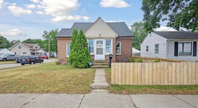Photo of 2502 Porter St SW, Wyoming, MI 49519