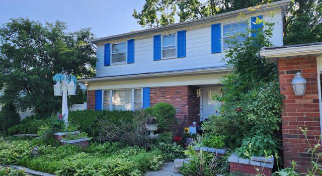 Photo of 29749 N Rutherland St, Southfield, MI 48076
