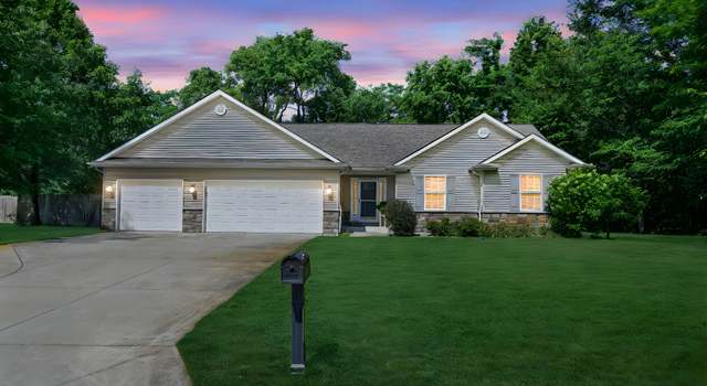 Photo of 69846 Roy Dr, Edwardsburg, MI 49112