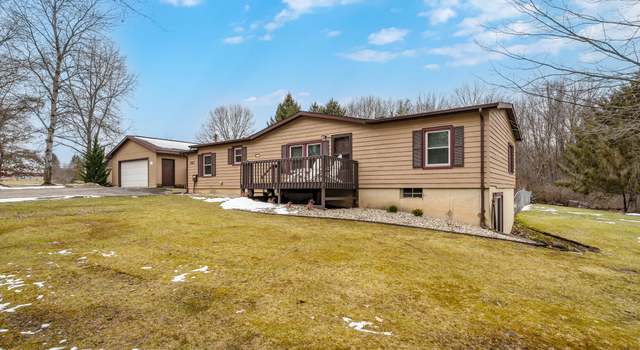 Photo of 881 Meachem Rd, Battle Creek, MI 49017