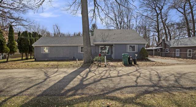 Photo of 1093 Orchard Dr, Marshall, MI 49068