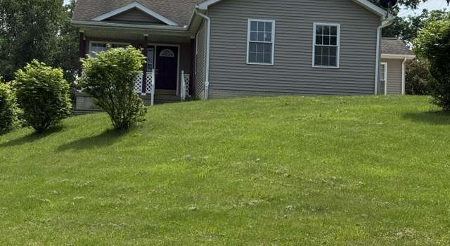 Photo of 12 Picardy Pl, Hillsdale, MI 49242