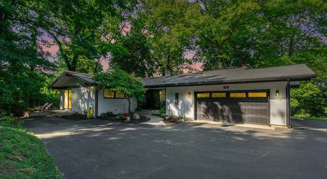 Property at 191 S Lake Doster Dr, Plainwell, MI 49080, 4 beds, 2.5 baths