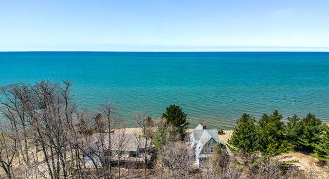 Photo of 5393 N Scenic Dr, Whitehall, MI 49461